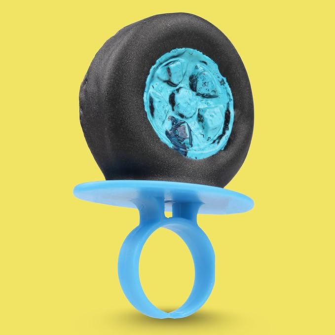 Limited Edition Hot Wheels Individually Wrapped Lollipop Rings, Party Favor Candy, Car Decorated Suckers, Assorted Fruit Flavors, 18 Pieces