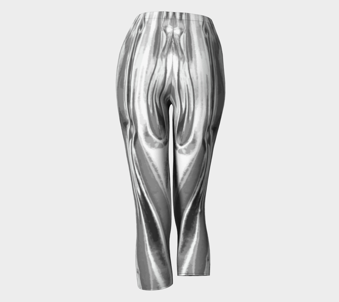 Women's Molten Silver Capri Yoga Leggings
