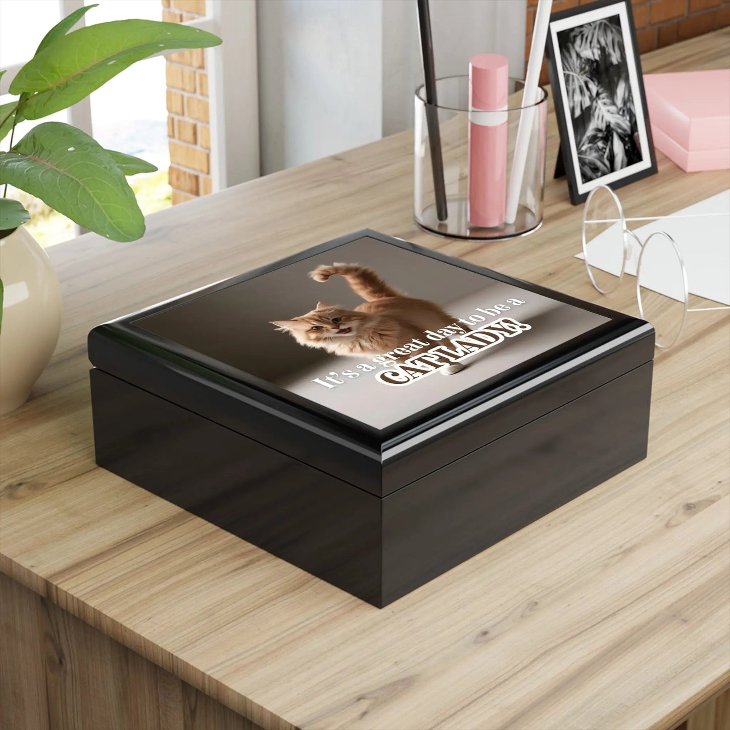 Cat Lady Jewelry Box – Stylish Organizer for Pet Lovers