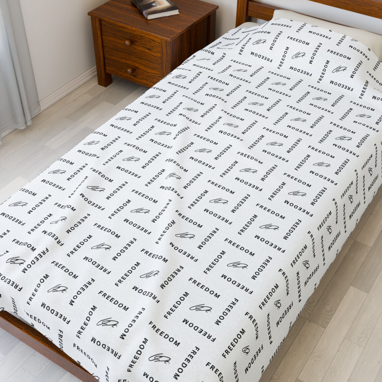 Black & White Freedom Velveteen Plush Blanket – Ultra-Soft Comfort Throw