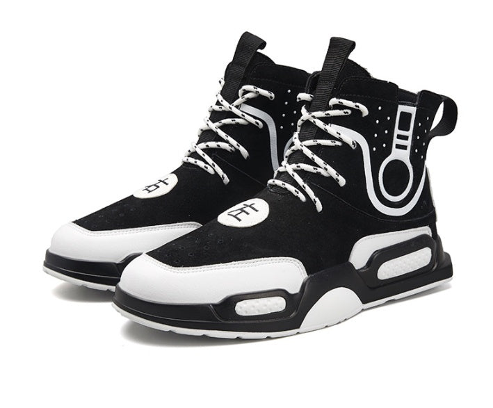 Sports shoes