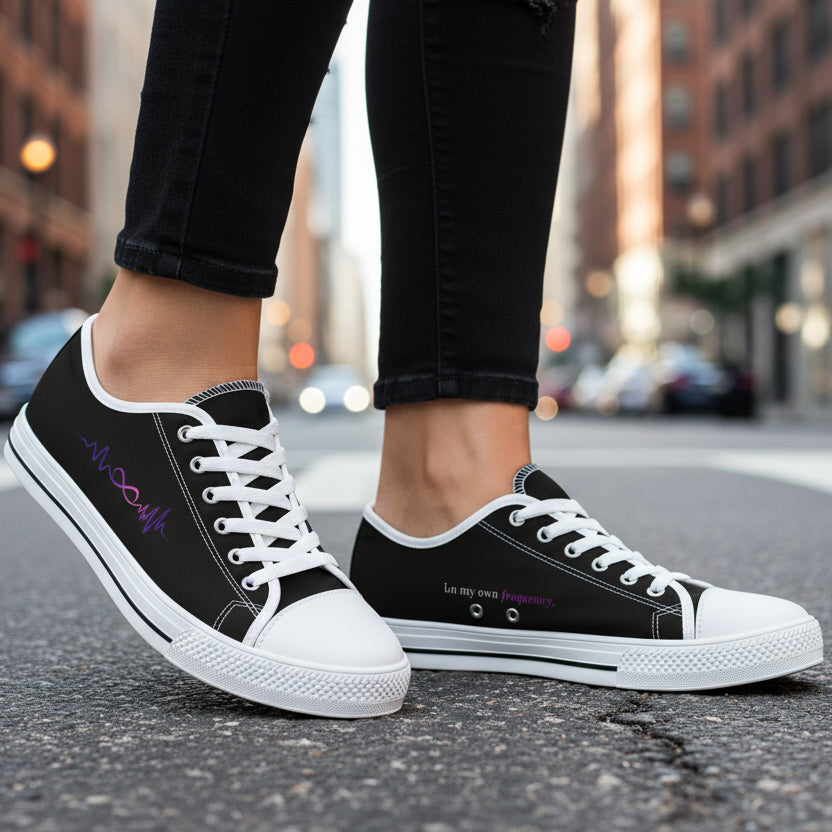 Women’s Low-Top Sneakers – My Own Frequency Epilepsy Awareness Design