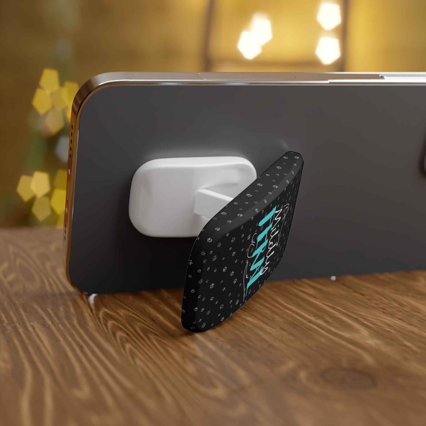 Mildly Feral Phone Grip — Functioning, Technically Edition