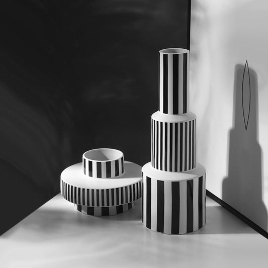 Minimalist Black And White Geometry Striped Ceramic Vase Decoration