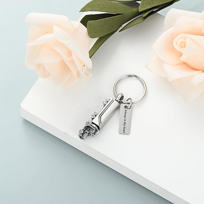 shajwo Cremation Jewelry 18 Wheeler Semi Truck Urn Keychain for Ashes for Women Men Memorial Human Ashes Pendant
