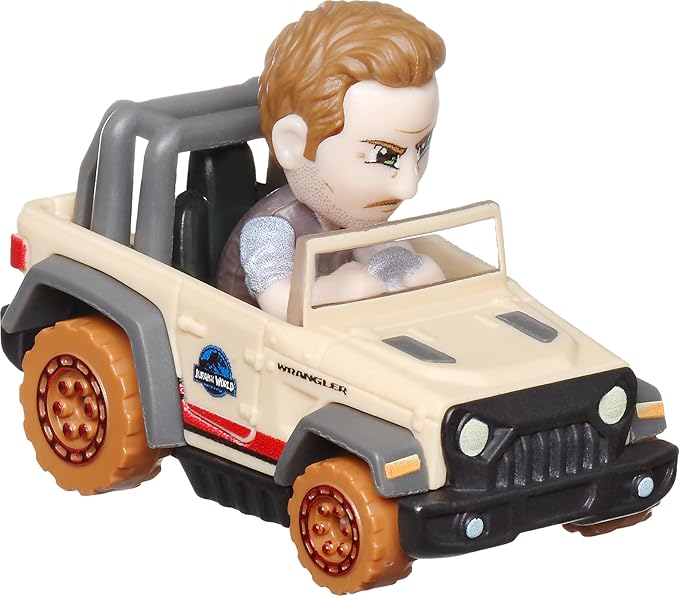 Hot Wheels RacerVerse, Set of 4 Die-Cars 1:64 Scale Toy Cars Optimized for Driving on Tracks with Pop Culture Characters as Drivers