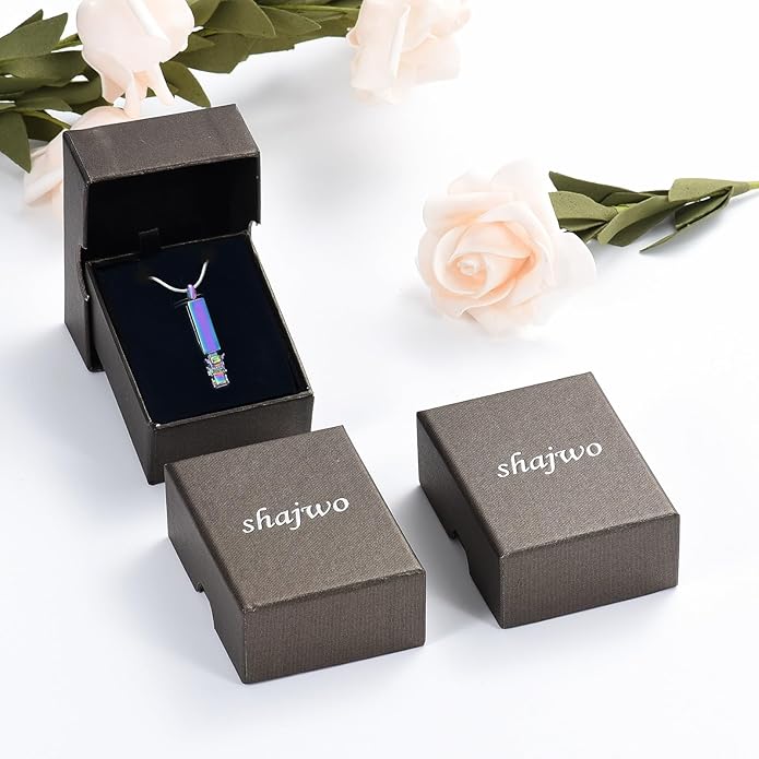 shajwo 18 Wheeler Semi Truck Urn Necklace for Ashes for Men Women Cremation Jewelry of Loved Ones Memorial Locket Pendant
