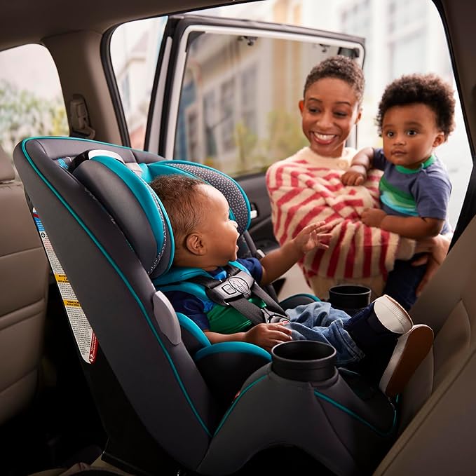 Disney Baby Grow and Go All-in-One Convertible Car Seat, Mickey Sprinkle
