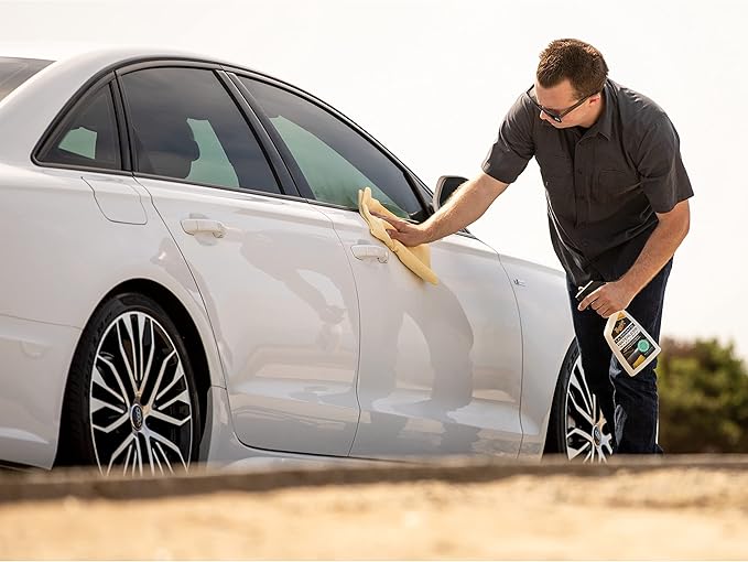 Meguiar's Ultimate Waterless Wash & Wax - Scratch-Free Waterless Car Wash That Makes Car Detailing Quick and Easy - 26 Oz (Pack of 2)