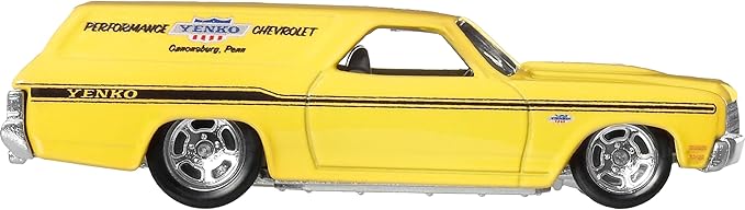 Hot Wheels Premium Car Culture Collectible Toy Car, 1:64 Scale Die-Cast '70 Chevelle SS Wagon, Fast Wagons Vehicle with Real Riders Tires