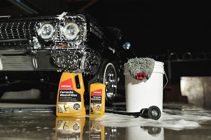 Mothers California Gold Carnauba Wash & Wax, 16 oz. — Cleans, Shines & Protects – Gentle, pH Balanced, Ultra-Sudsy, Spot-Free, Brilliant Finish, Biodegradable & Won't Strip Wax or Ceramic (05676)