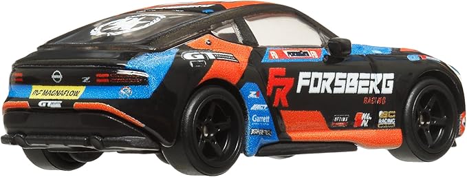 Hot Wheels Premium Car Culture Collectible Toy Car, 1:64 Scale Die-Cast Nissan 400Z, Slide Street Vehicle with Real Riders Tires