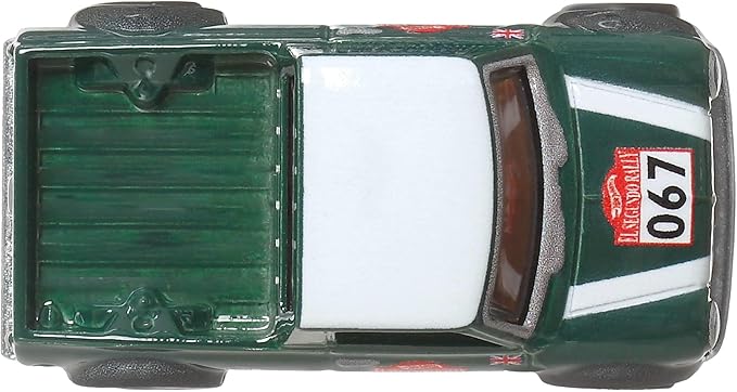 Hot Wheels Premium Car Culture Pack with Two 1:64 Scale Vehicles, Unique Couples, Real Riders, Metal/Metal Chassis, Collectors Toy, JBK97
