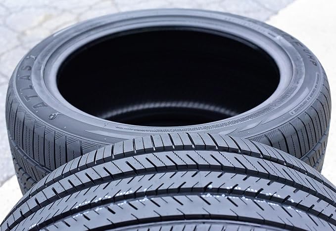 235/40R19 Atlas Tire Force UHP 96Y, XL All Season High Performance 520AAA
