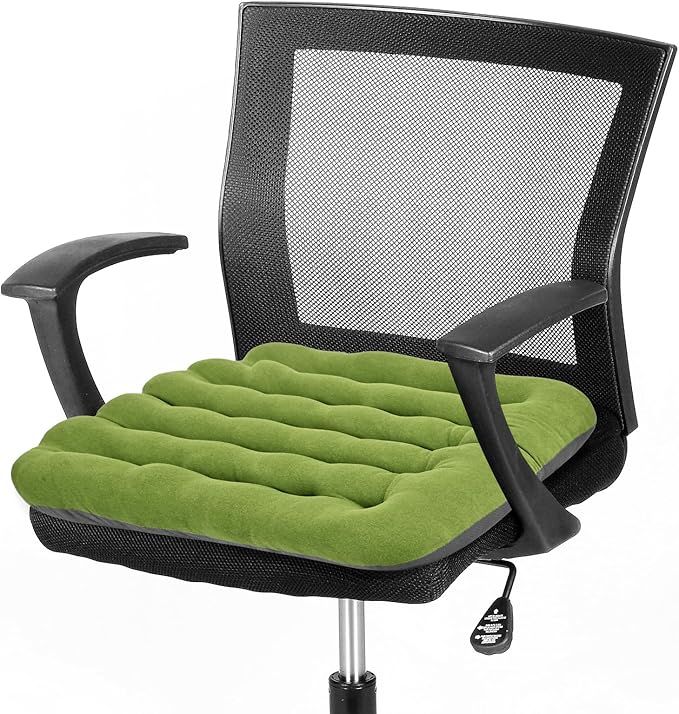 BUYUE Good Support Office Chair Cushion Padded, Soft Velvet Comfortable Non-Slip Seat Cushion for Computer Desk Kitchen Chair (1 Count, Green)