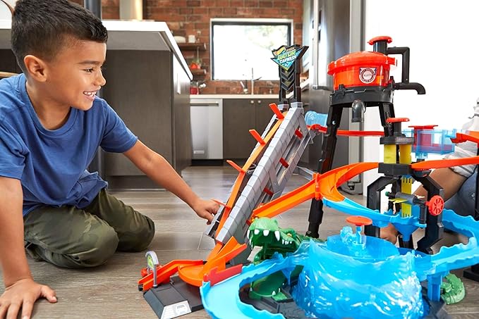 Hot Wheels City Car Wash and Giant Gator