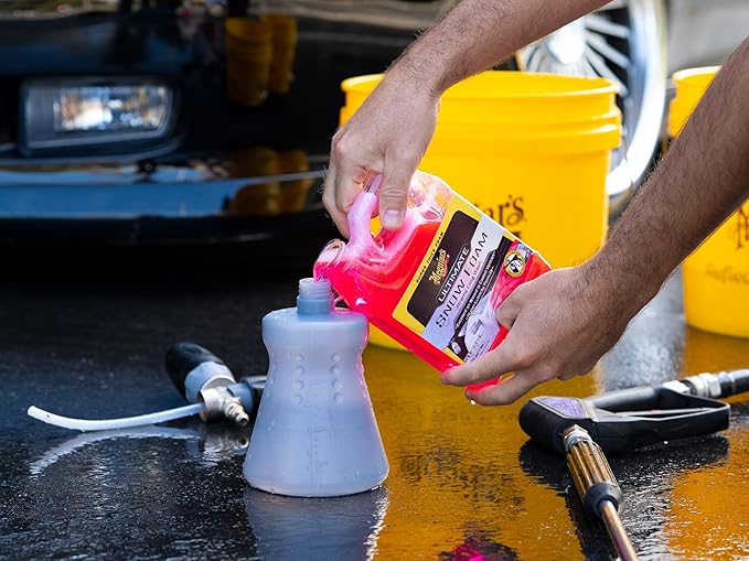 Meguiar's Ultimate Snow Foam Wash, Foaming Car Wash Formulated for Foam Cannons & Foam Guns, 32oz