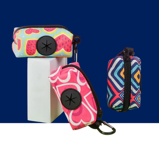 Cute Valentine’s Day Pet Poop Bag Holder – Clip-On Dispenser for Dog Leash (Bags Not Included)