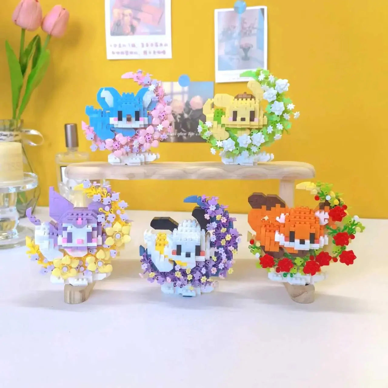Mini Dog Cat panda raccoon Cute Pet Small Building Block Model Series Ornaments Children's Toy Christmas Birthday Gifts for Kids