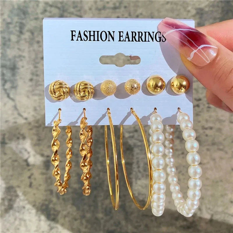 Gold Butterfly & Heart Dangle Earrings Set – Acrylic Drop Jewelry for Women