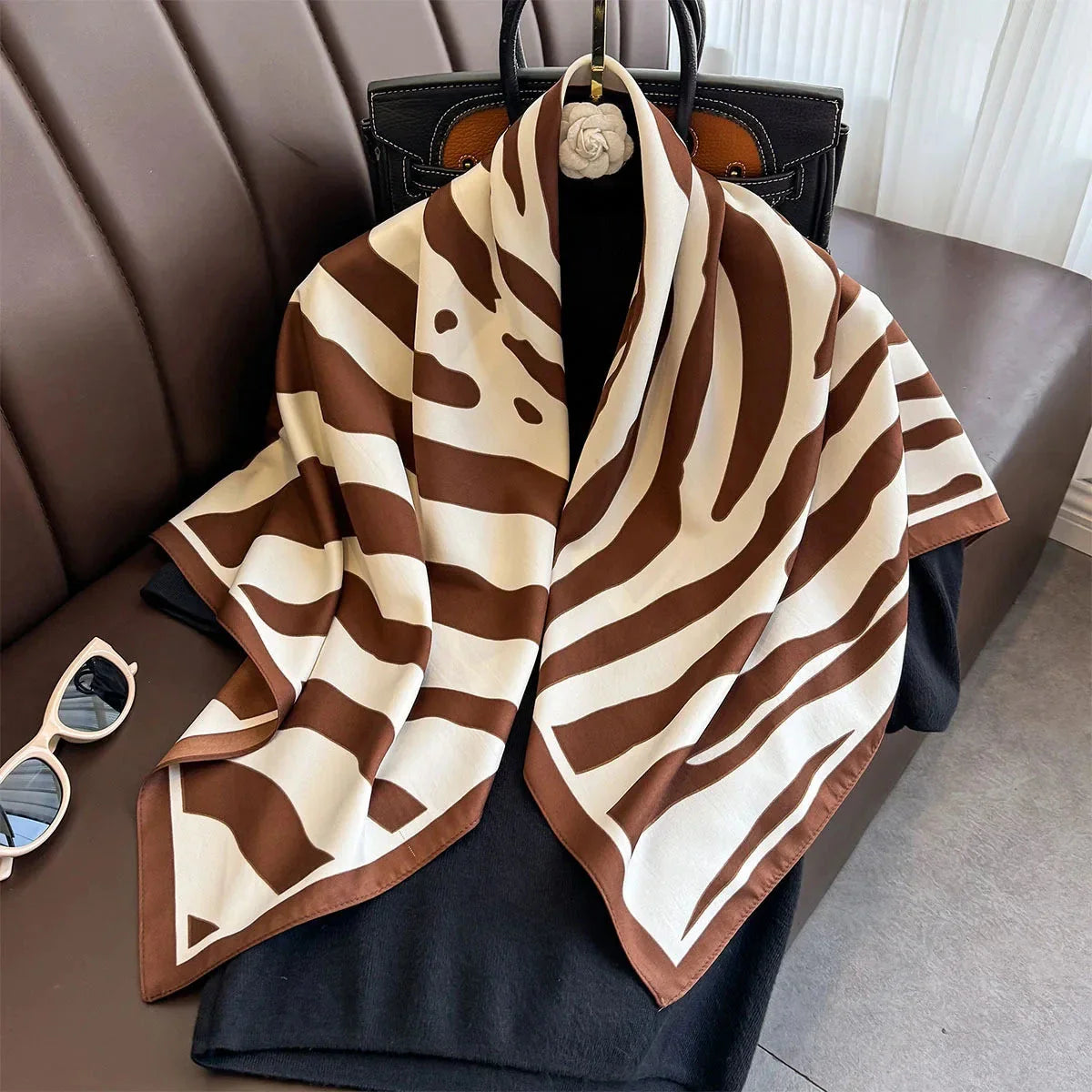 90x90cm Square Silk-Feel Scarf – Luxury Women’s Shawl & Head Wrap