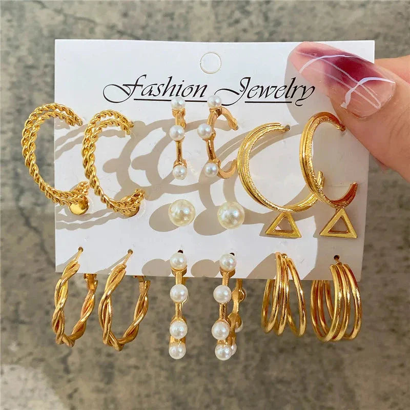 Gold Butterfly & Heart Dangle Earrings Set – Acrylic Drop Jewelry for Women