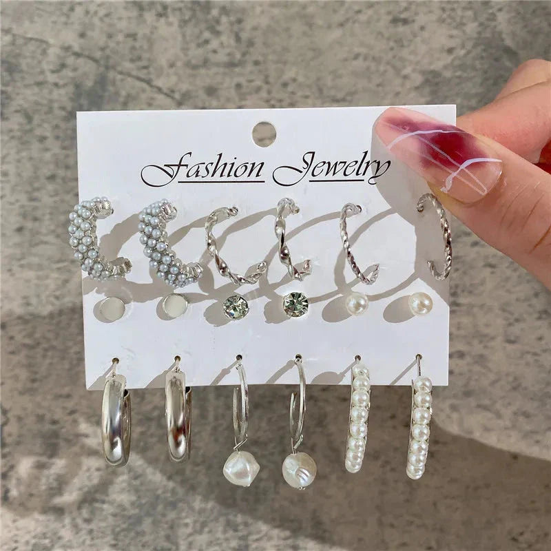 Gold Butterfly & Heart Dangle Earrings Set – Acrylic Drop Jewelry for Women