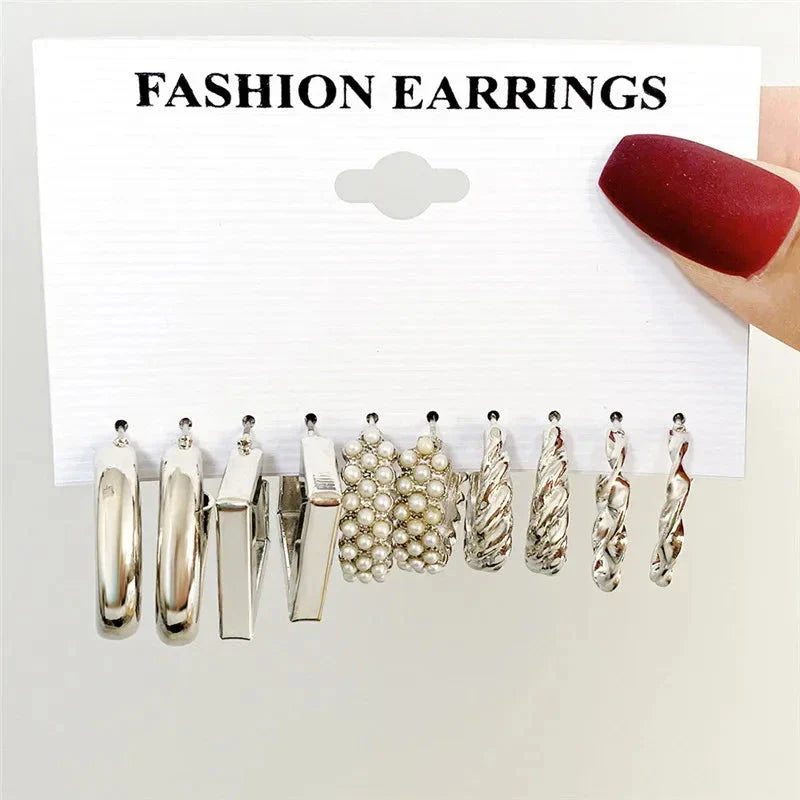 Gold Butterfly & Heart Dangle Earrings Set – Acrylic Drop Jewelry for Women