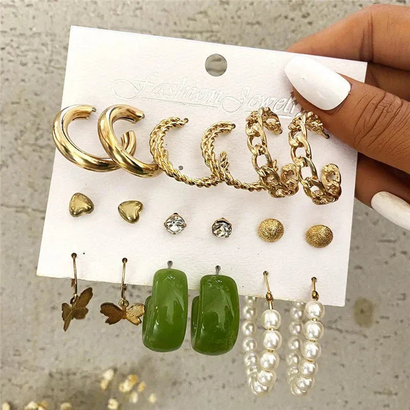 Gold Butterfly & Heart Dangle Earrings Set – Acrylic Drop Jewelry for Women