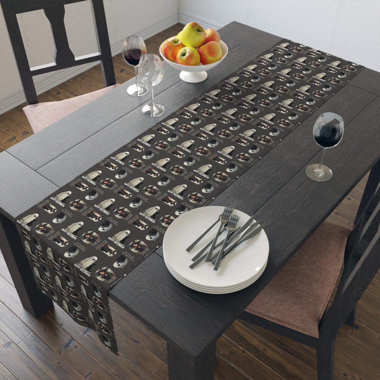 Cat Themed Halloween Table Runner for Festive Decoration