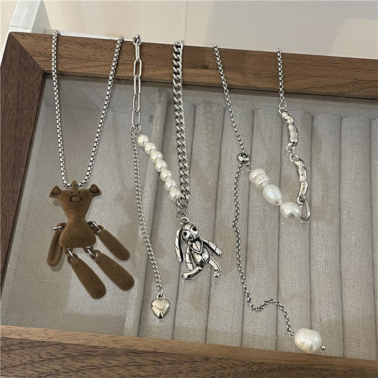 Flocking Bear Three-plant Sweater Chain Long Clavicle
