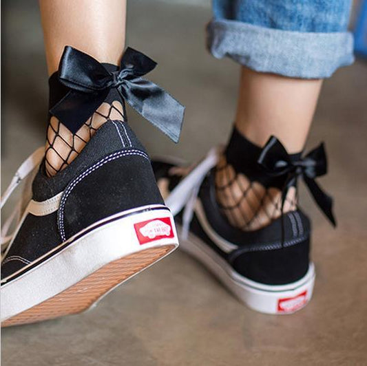 New Fashion Women Black Mesh Short Ankle Socks Girls Fishnet Socks With Cute Bow Ladies Socks in 6 Colors Outdoor Stylish Socks For Women
