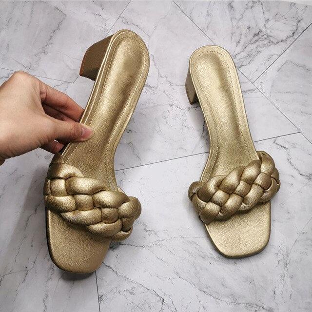 New Summer Square Heel Women Slides Weave Solid Woman Fashion Outdoor Modern Slippers Outdoor Square Open Toe Slides Cute Colorful Elegant Single Band Slip On Flat Sandals