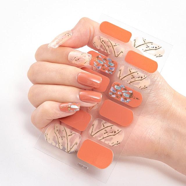 New Year Patterned Nail Decor Nail Polish Nail Art Stickers Full Beauty Sticker for Nails Nail Accessorie Christmas Nail Sticker 3D Nail Art Stickers Decal Slider Template Diy Nail Tool Decorations Nail Art Design Self Adhesive Luxury Designer Nail Sticke